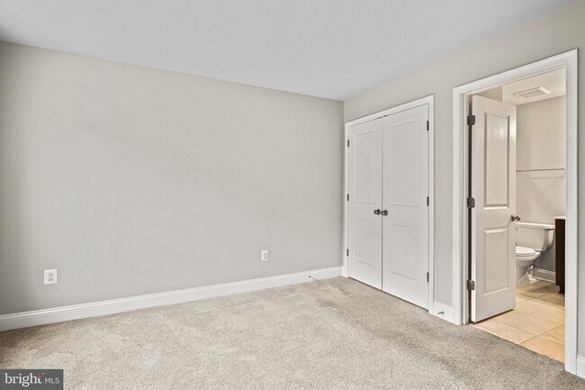 Building Photo - 7126 Tilbury Way