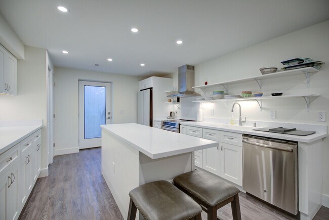 Foto del edificio - Single Apartment (brand new)