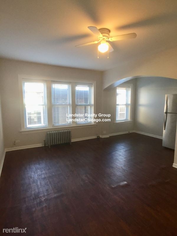 Building Photo - 1429 W Lunt Ave