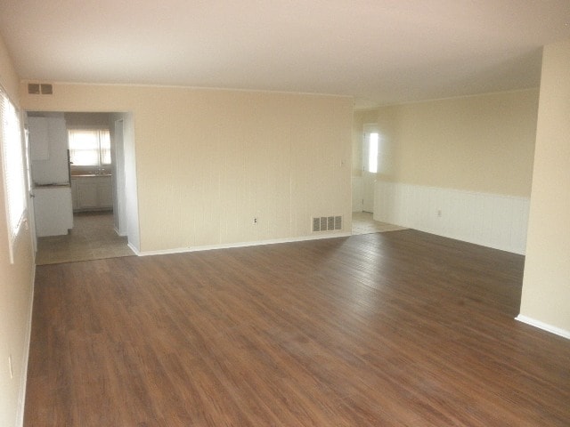 Building Photo - 9010 Chateaugay Ct