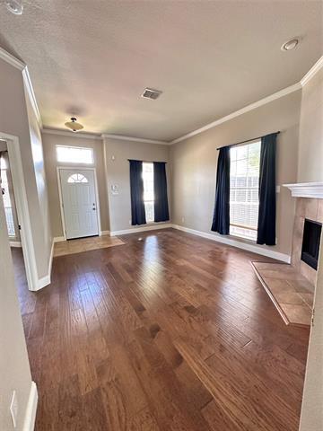 Foto del edificio - 7901 Whispering Tree Ln
