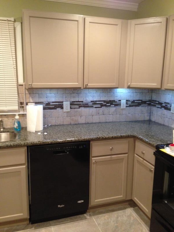 Building Photo - 5281 Oakridge Dr