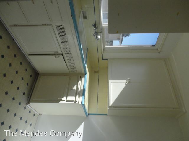 Building Photo - 3821 Voltaire St