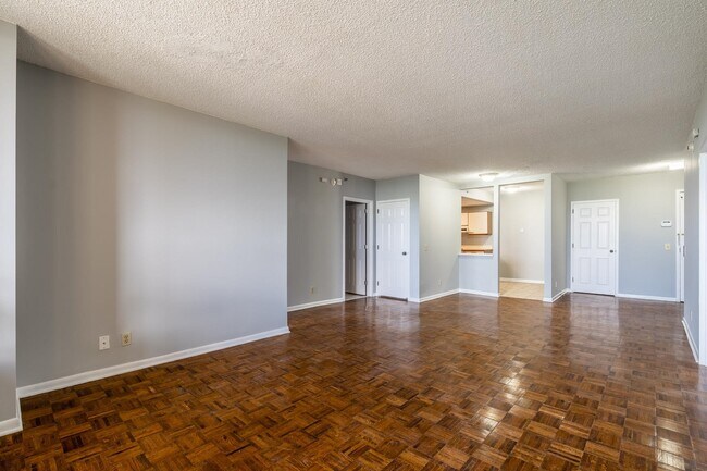 Building Photo - 800 Palisade Ave