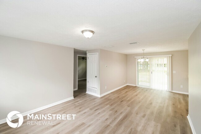 Building Photo - 8326 Santman Ct