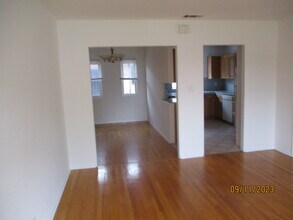 Building Photo - 4400 Overland Ave