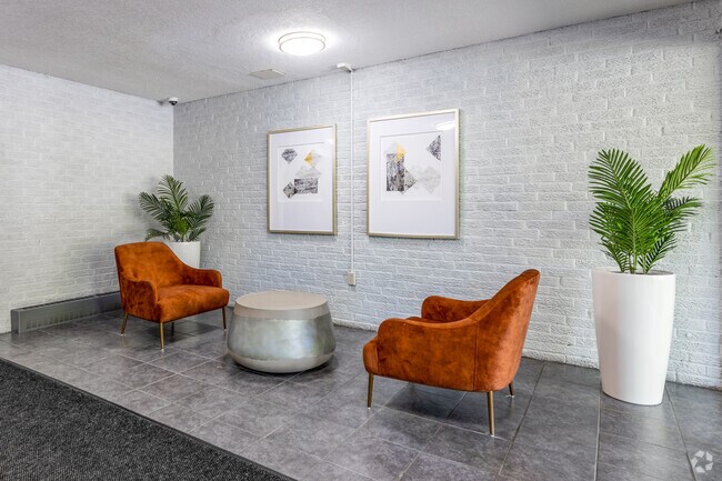 Hall d'entrée - 498 Queens Avenue