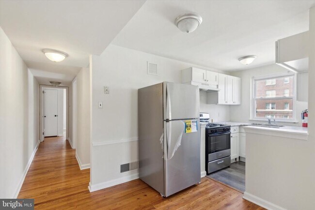 Foto del edificio - 248 N Wycombe Ave