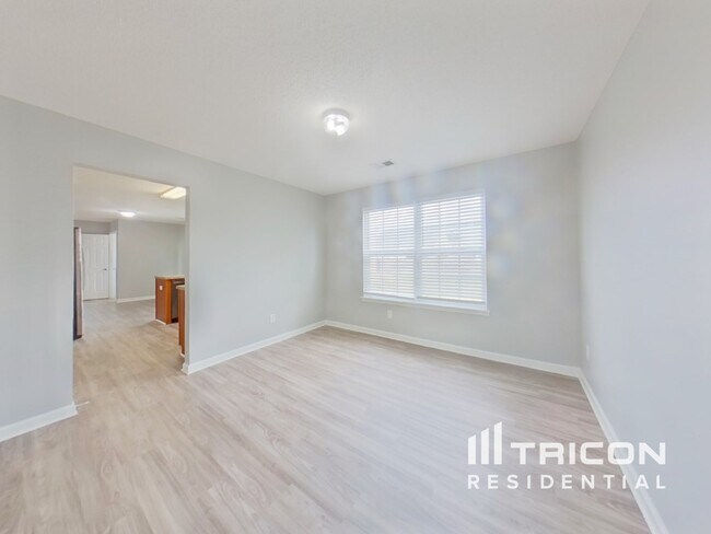 Foto del edificio - 108 Chethan Cir
