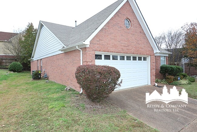 Foto del edificio - 2189 Rocky Stream Dr