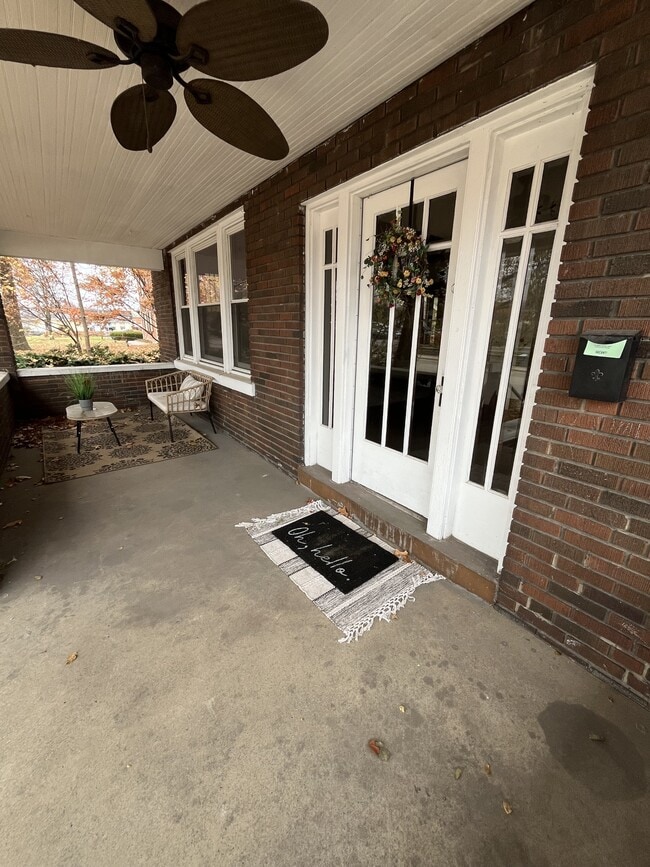 Photo - 401 S Buchanan St House