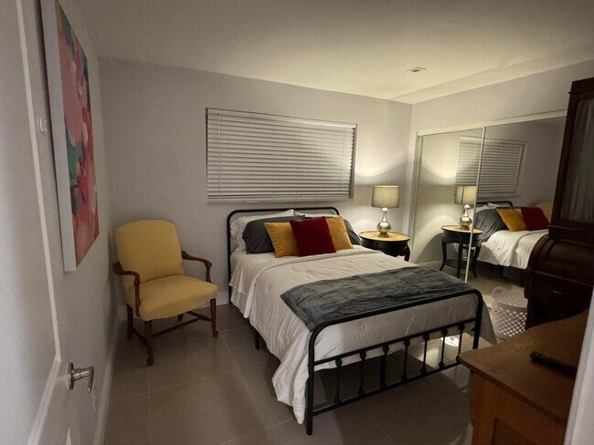 Foto del edificio - 2941 Angler Dr