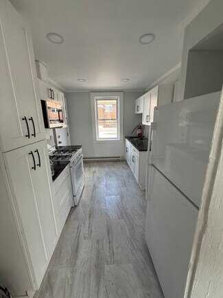 Building Photo - 538 Washington Ave