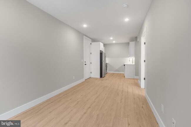 Foto del edificio - 1144 Frankford Ave