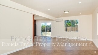 Building Photo - 2559 Haas St