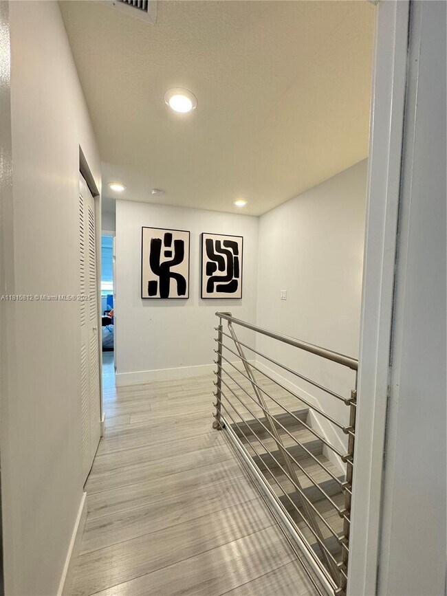 Foto del edificio - 10412 NW 82nd St