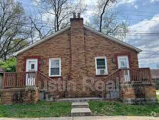 Building Photo - 8840 Graceland Ave