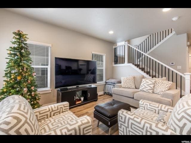 Building Photo - 4403 W Glendon Dr