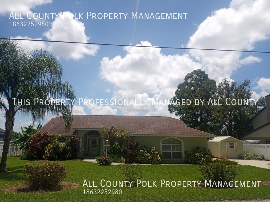 Primary Photo - SHORT TERM (MTM) LAKEFRONT FURNISHED RENTA...