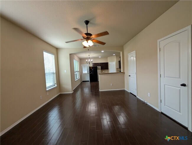 Foto del edificio - 1032 Brown Rock Dr