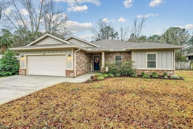 Foto del edificio - 9013 Timber Ln