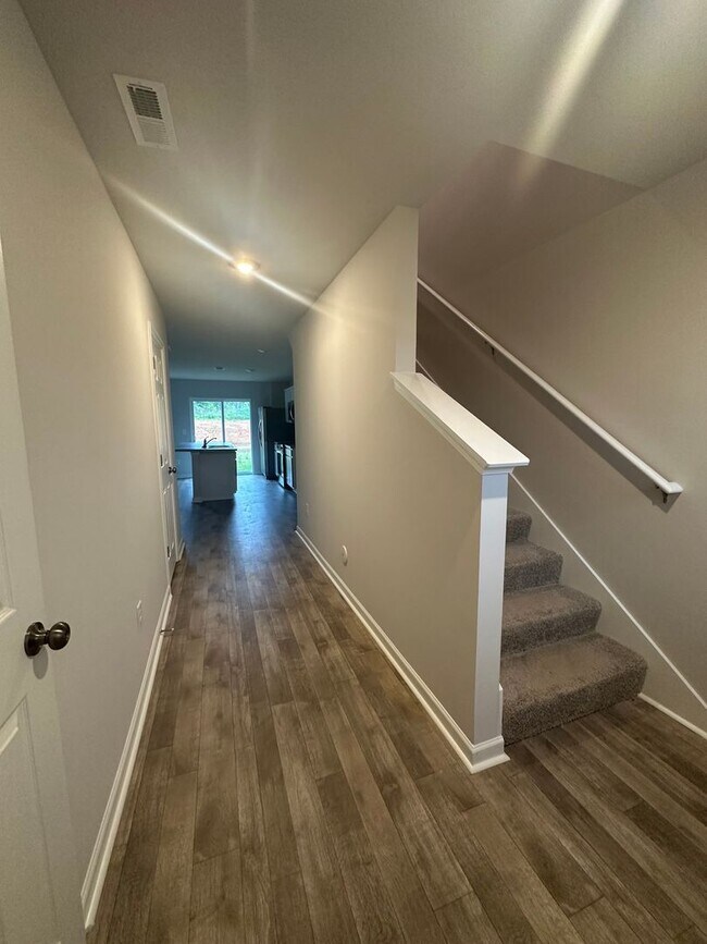 Foto del edificio - New Townhome in Lincoln