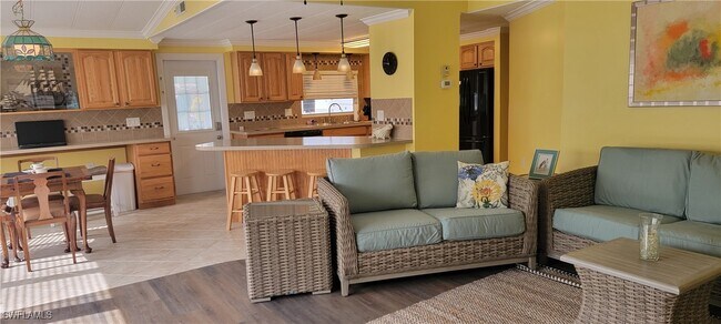 Foto del edificio - 4700 Tahiti Dr