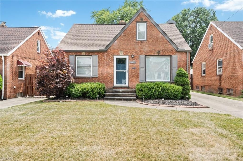 Primary Photo - 3419 Grovewood Ave