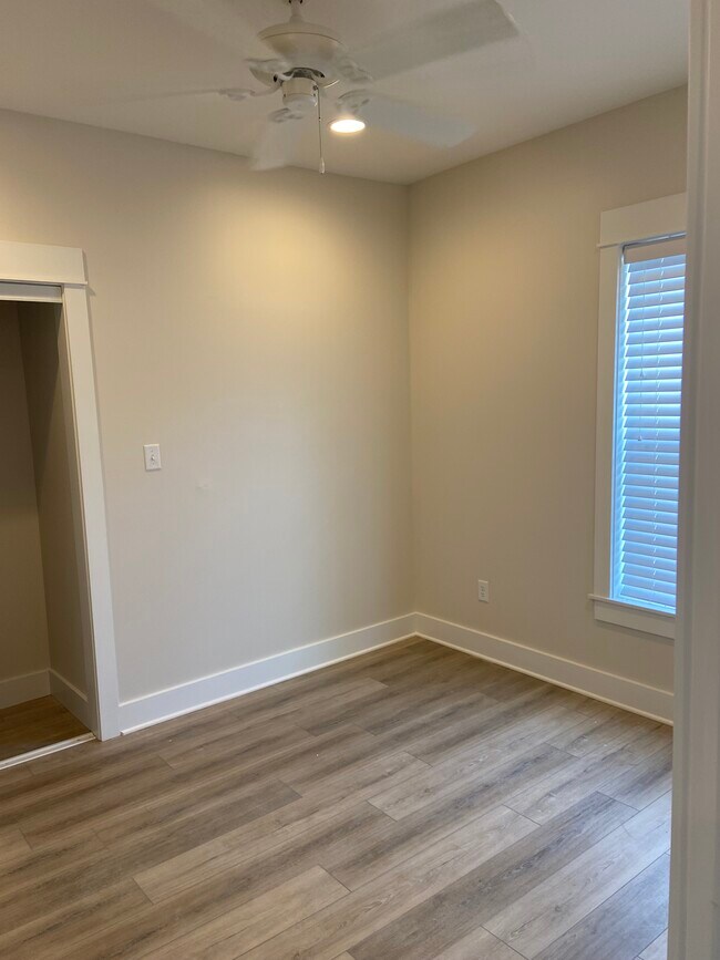 Foto del edificio - 748 Fulton St W