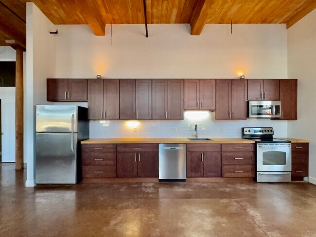 Foto del edificio - 35 Riverwalk Way