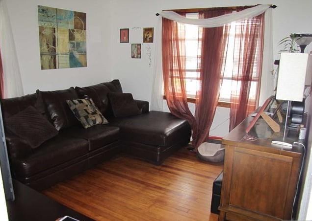 BR1/LR - 11 Louis St