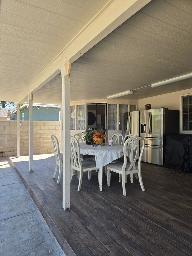 Photo - Immaculate Midtown Studio in Riverside House