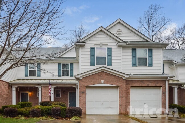 Foto del edificio - 135 Ellis Drive