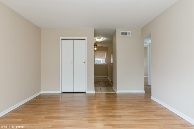 Living Room hallway - 3172 W Meadow Lane Dr