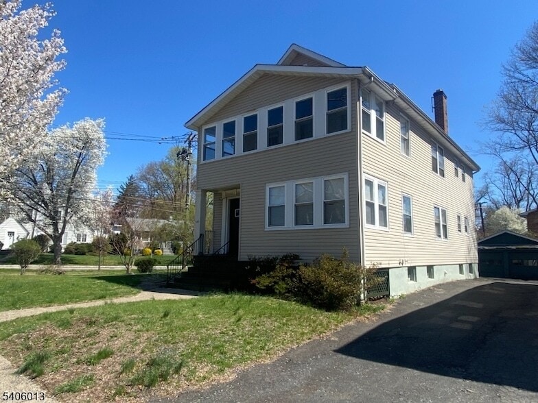 Photo - 133 Willowdale Avenue Unit