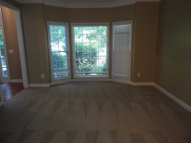 Building Photo - 658 Dianthus Court NW