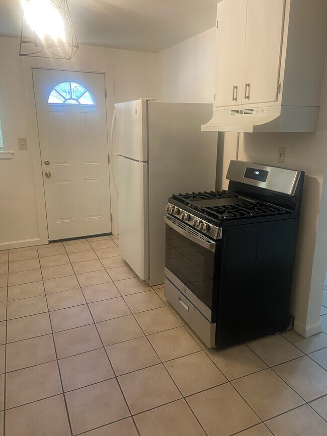 Building Photo - 1101 A St