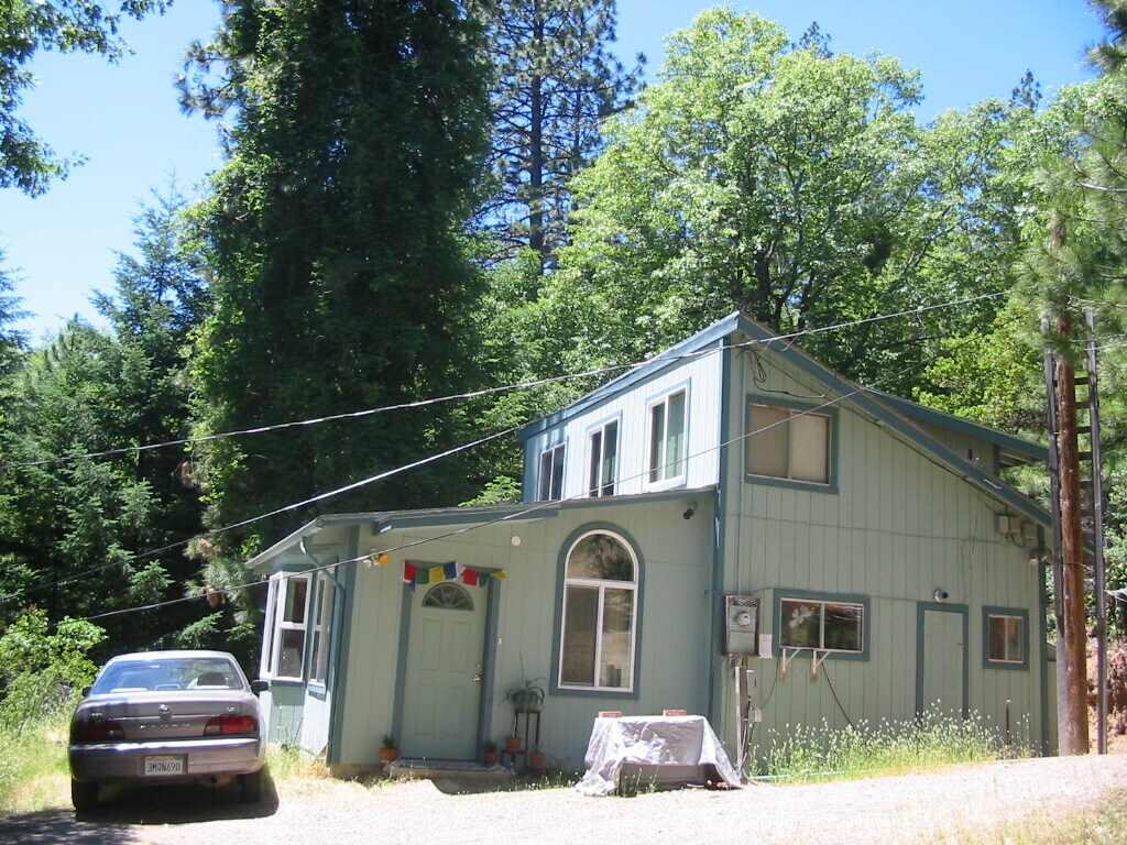 Primary Photo - 11370 Loch Lomond Rd