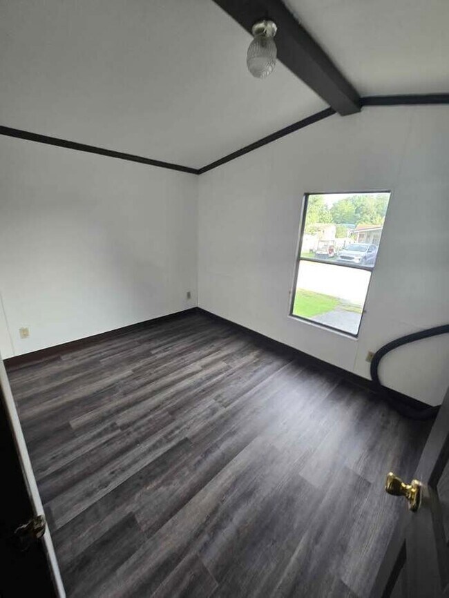 Foto del edificio - OWNER WILL FINANCE