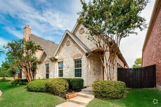 Building Photo - 9248 Park Garden Dr