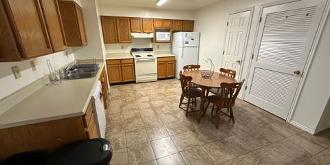 Building Photo - Nottingham Apartments