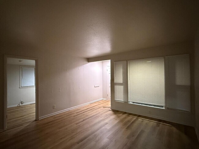 Foto del edificio - 2607 N Poplar St