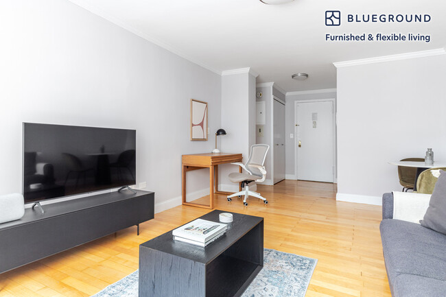 Foto del edificio - 50 W 97th St