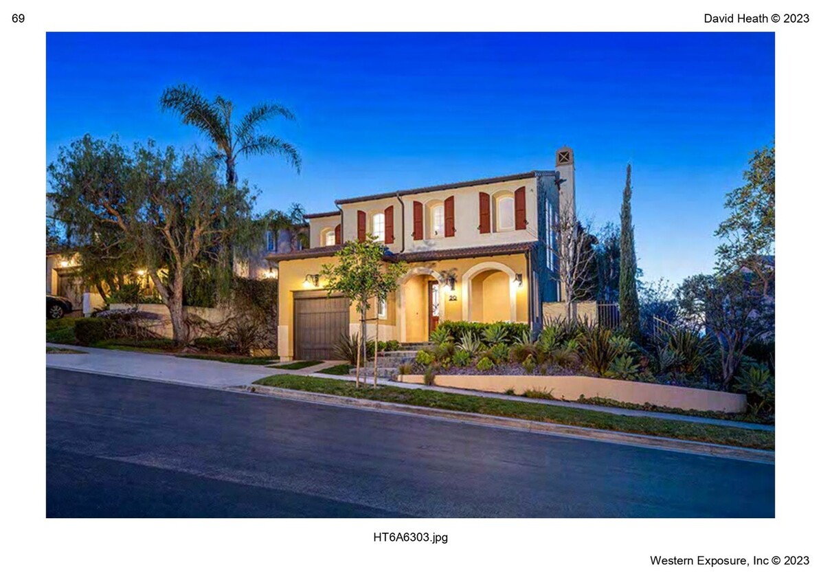 Primary Photo - Exceptional 4 Bedroom 3 Bath Tesoro Home w...