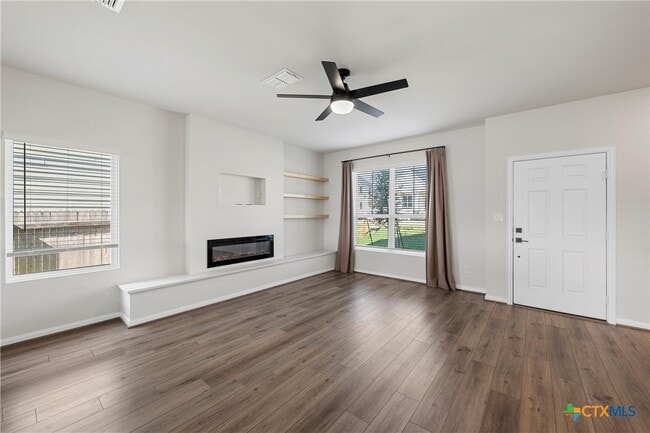 Building Photo - 209 Villars Dr