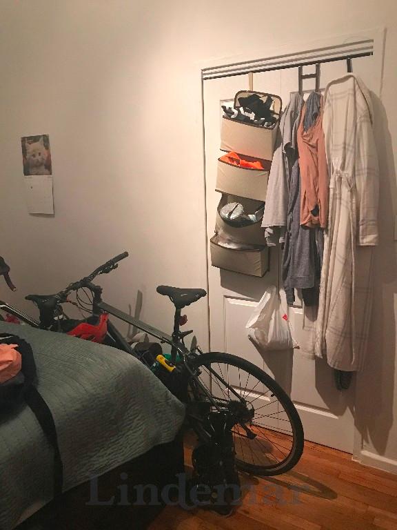 Foto del edificio - 420 E 82nd St