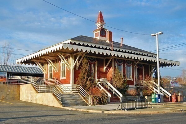 Building Photo - 106 Burrill St