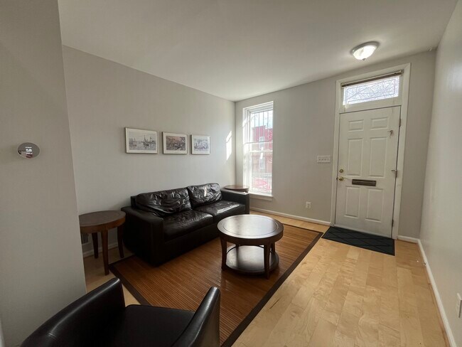 Living room - 2016 McElderry St