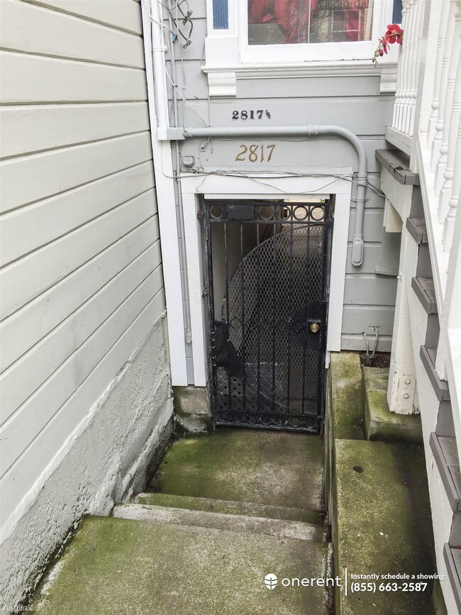 Building Photo - 2 br, 1.5 bath Apartment - 2817 1/2 22nd St.