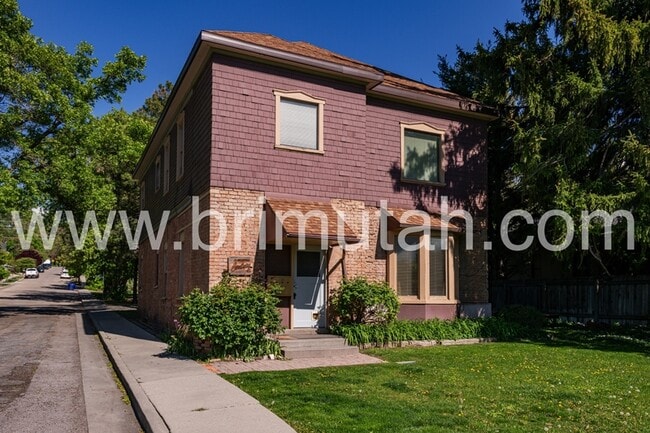 Building Photo - 745 S 900 E